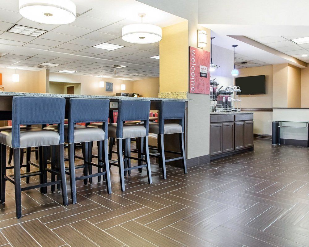 Comfort Suites Спрингфилд Экстерьер фото